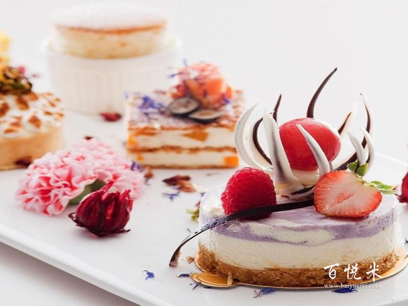 辛緹西點(diǎn)培訓(xùn)學(xué)校怎么樣?甜品的課程內(nèi)容豐富嗎?